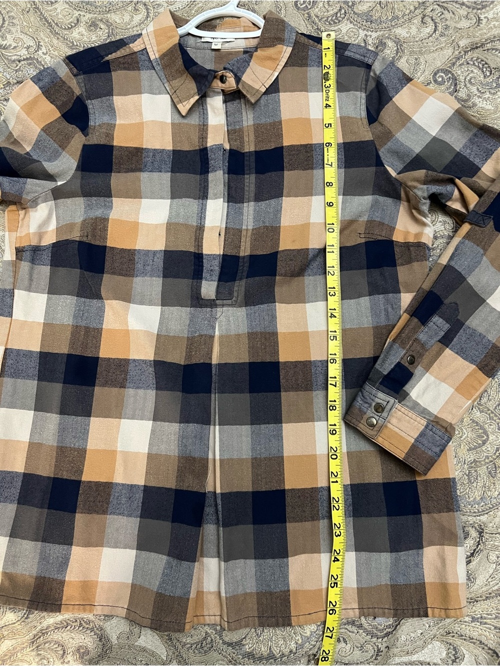 Tyler Boe flannel popover tunic features a brown, cream and blue plaid, Size M - Picture 4 of 14